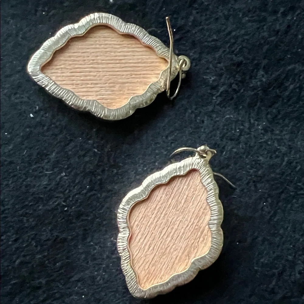 Elegant Gold and Turquoise Color Inspired Dangle Earrings - Picture 2 of 2